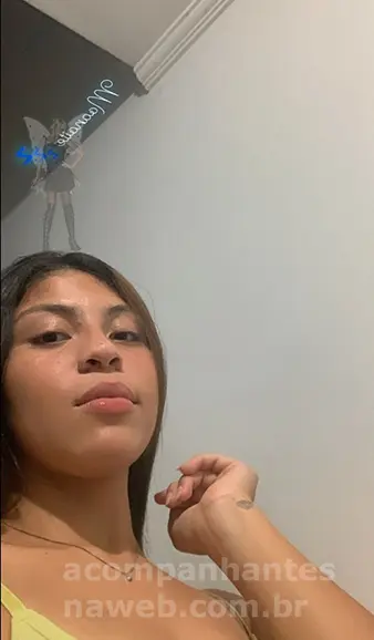 Bety ninfetinha para gozar no virtual